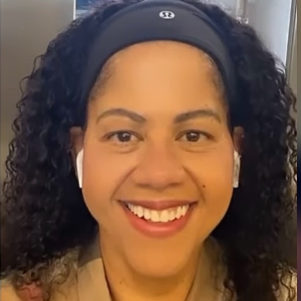 Meet your Posher, Izoraide